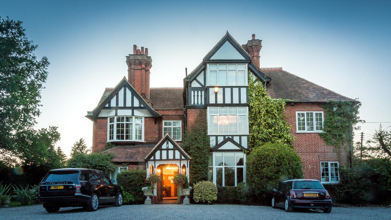 Trunkwell House Hotel เรดดิ้ง ภายนอก รูปภาพ
